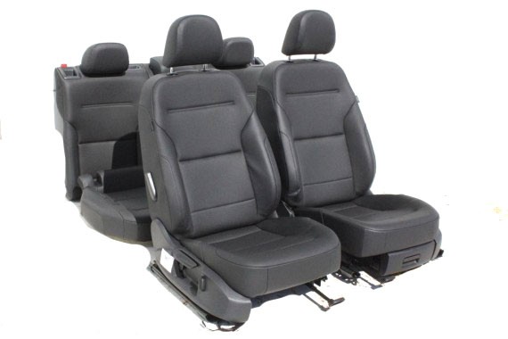 VW GOLF 7 VII FOTELE KOMPLET FOTELI siedzeń siedzenia fotel tapicerka 5G 5G4 5G0 skóra kolor czarny 5-drzwiowe drzwi USA