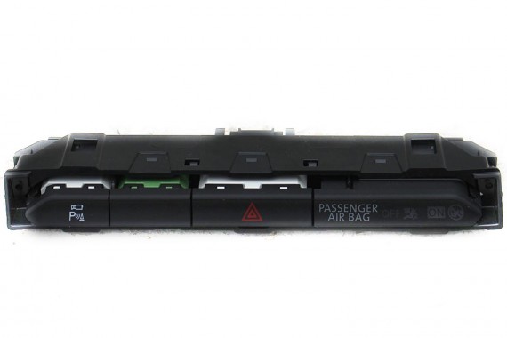 VW PASSAT B8 PRZYCISKI...