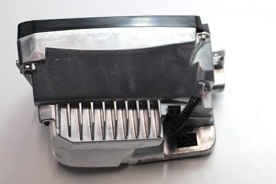 AUDI A5 PROJEKTOR HEAD UP DISPLAY 8W6919617 RZUTNIK STEROWNIK PROJEKCJI NA PRZEDNIEJ SZYBIE 8W6 919 617 F5 8W6919617 8W6919617