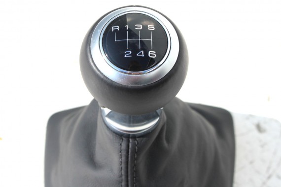 AUDI A4 A5 8W F5 GAŁKA ZMIANY BIEGÓW 8W0863278A 8W0863279 8W0 863 278 8W0 863 279 GAŁKI 8W0863278A 8W0863279 8W0863278 8W0863279