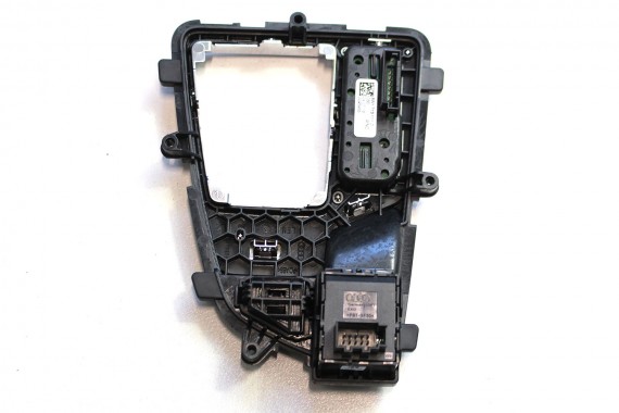 AUDI A4 A5 PANEL STEROWANIA BIEGAMI EPB 8W1713111C  8W1 713 111 C przycisk przyciski 8W 2015- 8W1713111C 8W1713111A 8W1713111C