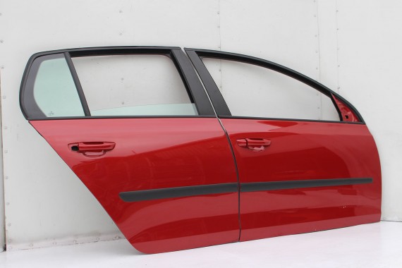 VW GOLF VI 6 DRZWI PRAWE PRZÓD + TYŁ STRONA PRAWA przednie +tylne 2 sztuki 5K 5K4