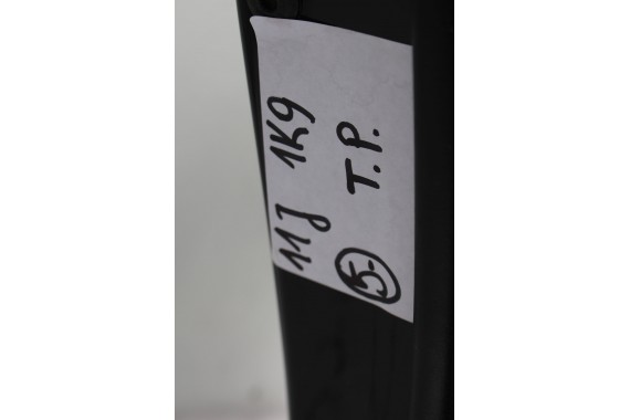 VW GOLF 6 VI KOMBI DRZWI PRAWE PRZÓD + TYŁ STRONA PRAWA przednie + tylne 2 sztuki 1K 5K Kolor: czarny czarne 1K9 5K9