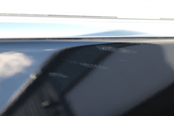 VW JETTA DRZWI PRAWE PRZÓD + TYŁ STRONA PRAWA przednie + tylne 2 sztuki Kolor: czarny 1K5