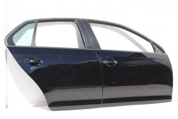 VW JETTA DRZWI PRAWE PRZÓD + TYŁ STRONA PRAWA przednie + tylne 2 sztuki Kolor: czarny 1K5