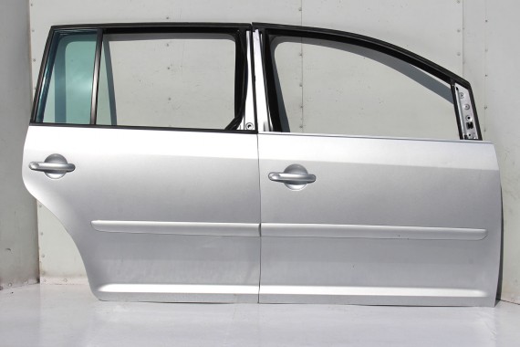 VW TOURAN DRZWI PRAWE PRZÓD + TYŁ STRONA PRAWA przednie + tylne 2 sztuki Kolor: srebrny srebrne 1T