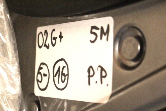 VW GOLF 5 6 VI PLUS DRZWI PRAWE PRZÓD + TYŁ STRONA PRAWA przednie + tylne 2 sztuki 5M 5M0 szare szary