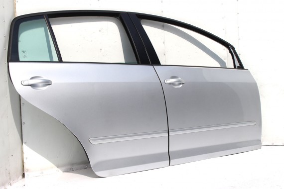 VW GOLF 5 6 VI PLUS DRZWI PRAWE PRZÓD + TYŁ STRONA PRAWA przednie + tylne 2 sztuki 5M 5M0  srebrne srebrny