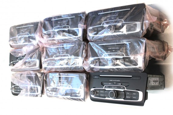 AUDI A1 CZYTNIK NAVI MMI DVD KART SD 3G+ 8XA035670H 8XA 035 670 H Sim NAWIGACJA 8X LIFT MULTIMEDIA FL 8XA035670H 8XA035670J