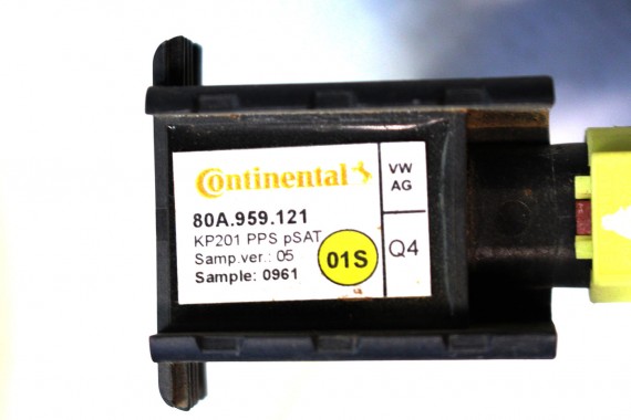 AUDI Q5 CZUJNIK ZDERZENIOWY UDERZENIA 80A959121 80A 959 121 AIR BAG uderzeniowy FY ochrony pieszych pieszego 80A959121 80A959121