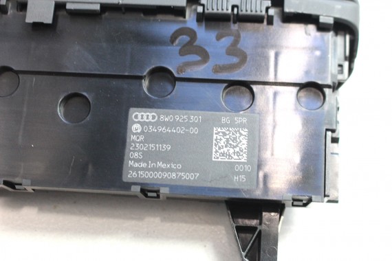 AUDI A4 A5 Q5 PANEL Z PRZYCISKAMI 8W0925301BG  przycisk przyciski 8W0 925 301 BG Kolor 5PR czarny soul 8W 80A b9 f5 8W0925301BG