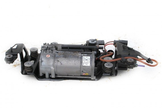 AUDI A8 KOMPRESOR...