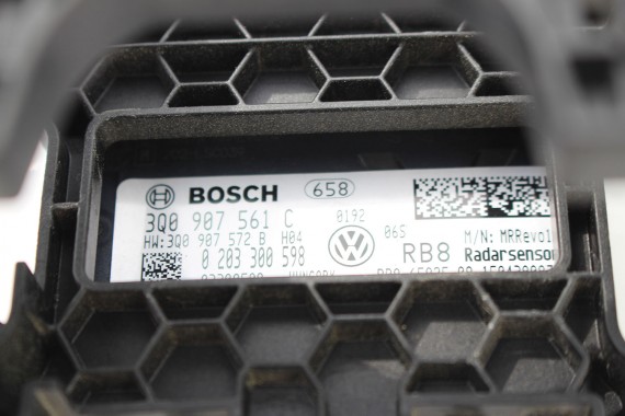 VW PASSAT B8 DISTRONIC RADAR ACC 3Q0907561C 3Q0907572B 3Q0 907 561 C 3Q0 907 572 B STEROWNIK Z CZUJNIKIEM RADAROWYM 3G 2015-