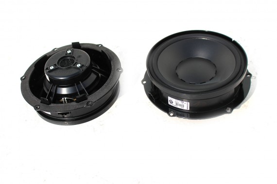 Dynaudio passat b8