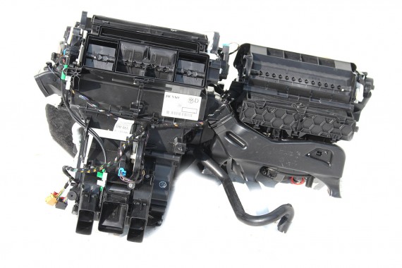 VW PASSAT B8 NAGRZEWNICA KLIMATYZACJI KLIMY DMUCHAWA 3Q1816005B 3Q1 816 005 3G 2015- 3Q1816005B 3Q1816005B 3Q1816005B 3Q1816005