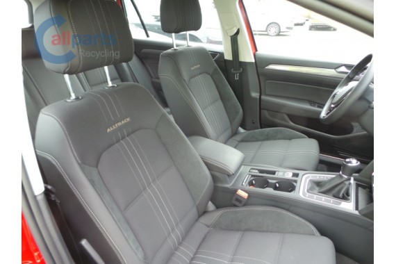VW PASSAT B8 ALLTRACK FOTELE KOMPLET FOTELI siedzeń siedzenia tapicerka skóra KOMBI + alcantara kolor czarny 3G 3G9