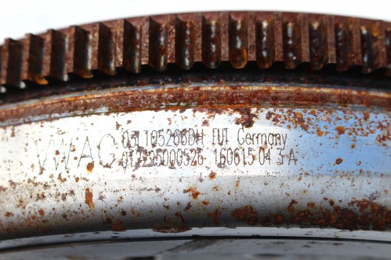 VW TIGUAN KOŁO DWUMASOWE 03L105266DH 03L105266DR ZAMACHOWE 03L 105 266 DH 2,0TDi 4*4 03L105266DH 03L105266DR 03L105266DH SEAT