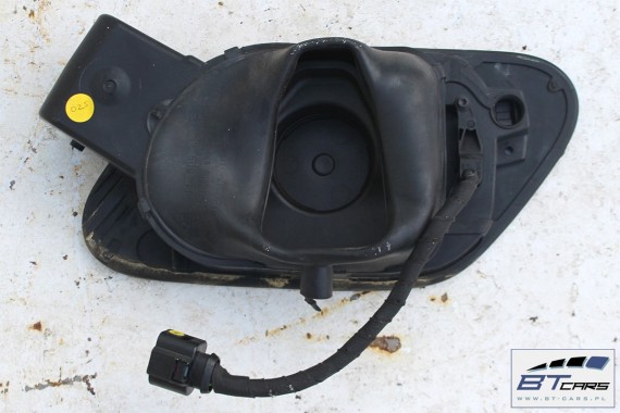 VW E-GOLF KLAPKA WLEWU PALIWA Kolor: LC9A - biały (pure white) 5G GOLF 7 VII 5GE809857 5GE809857 5G0809909 5GE809857 5G0809909