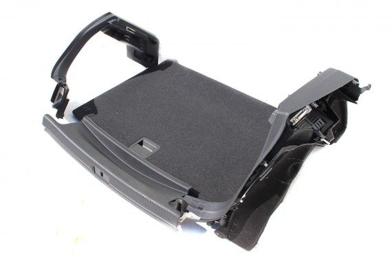 VW GOLF 7 VII BOCZEK DYWAN BAGAŻNIKA 5G6867762J 5G6867761E 5G6863459K 5G6858855F czarny boczki bagażnik 5G6867762J 5G6867761E