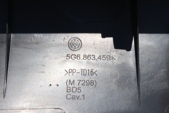 VW GOLF 7 VII BOCZEK DYWAN PAS BAGAŻNIKA 5G6867762J 5G6867761E 5G6863459K 5G6858855F czarny tytanowy boczki bagażnik tapicerka