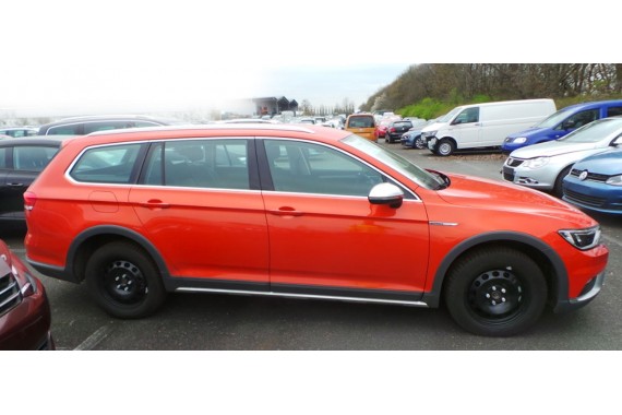 VW PASSAT B8 ARTEON KONSOLA DESKA ROZDZIELCZA KOKPIT PULPIT 3G1857003AJ 3G1857003AL 3G1857003BK JCK czarny tytanowy 3G 3G1857003