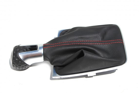 VW GOLF 7 LIFT GTi GAŁKA ZMIANY BIEGÓW 5GM711113D Kolor: CBR- czarny  czerwony 5GM 711 113 D 5G LIFT 2016- 5GM711113D 5GM711113