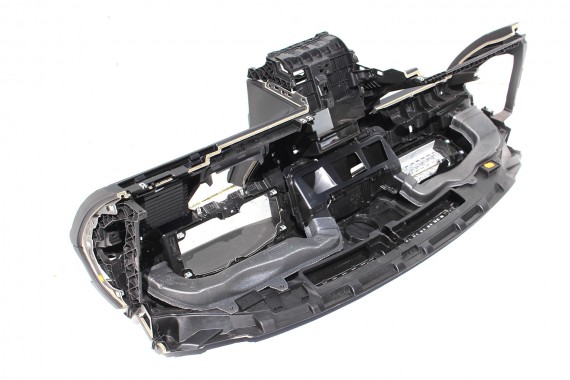 VW PASSAT B8 ARTEON KONSOLA DESKA ROZDZIELCZA KOKPIT PULPIT 3G1857003AJ 3G1857003AL 3G1857003BK JCK czarny tytanowy 3G 3G8