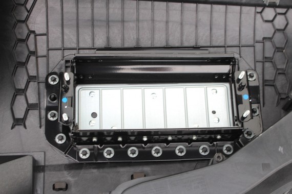 AUDI Q7 LIFT FL KONSOLA 4L1857041J 4L1857041N ROZDZIELCZA DESKA PULPIT  TPR soul czarny, achat- szary 4L1 857 041 J N 4L 2010-