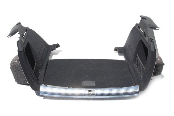 AUDI A4 KOMBI BOCZEK DYWAN PAS BAGAŻNIKA 8W9863879A 8W9863880A 8W9861531 8W9864483 boczki bagażnik tapicerka 8W Avant Allroad B9