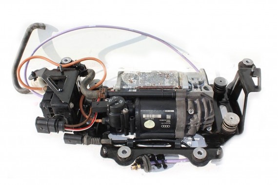 AUDI A8 KOMPRESOR SPRĘŻARKA...