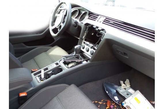 VW PASSAT B8 LISTWY OZDOBNE LISTWA DEKOR DEKORY 3G1858366A 3G1863284 3G1863041 3G1853261 3G1853262 3G1858069 3G0867440 3G0867449