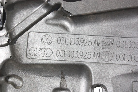 VW DEKIEL POKRYWA SILNIKA 03L103925AM 2.0 TDi 03L 103 925 AM DIESEL 03L103925AM 03L103925AM 03L103925AD PASSAT B6 03L103925