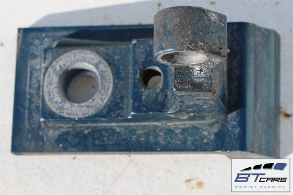 AUDI TT ZAWIAS DRZWI PRAWY 8J0831412 8J0831412 8J0831412 8J0831412 8J0831412 8J0831412 8J0831412 8J0831412 8J0831411 8J0809823D