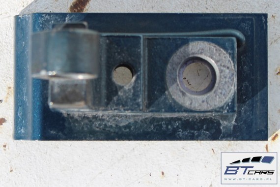 AUDI TT ZAWIAS DRZWI PRAWY 8J0831412 8J0831412 8J0831412 8J0831412 8J0831412 8J0831412 8J0831412 8J0831412 8J0831411 8J0809823D