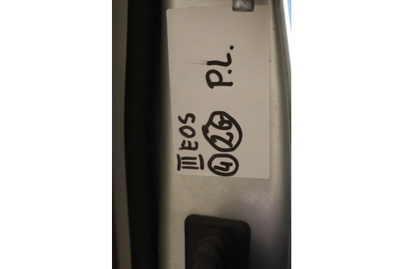 VW EOS DRZWI LEWE LEWA STRONA 1Q 1Q0831055 1Q0 831 055 Kolor      5H LK7W    Silver essence metallic Srebrny 1Q0831055 1Q0831055