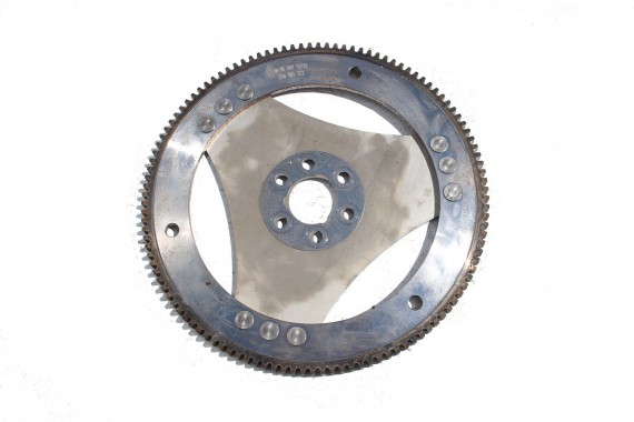 VW AMAROK TARCZA 2H0105323 ZABIERAKOWA KOŁO ZĘBATE AUTOMAT SKRZYNIA 8 -BIEGOWA NAPĘD NA 4 KOŁA 2H0 105 323 7C 2H 2H0105323