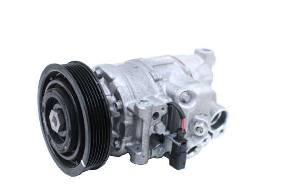 AUDI A8 POMPA KLIMATYZACJI KLIMY 4H0260805 4H0 260 805 producent DENSO 3.0 TFSi benzyna 2010-2018 4H0260805 4H0260805 4H0260805