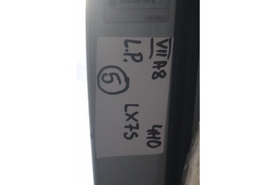 AUDI A8 4H D4 LX7S DRZWI LEWE PRZÓD + TYŁ STRONA LEWA przednie + tylne 2 sztuki D4 4H Y0 Arktissilber metallic 	Srebrny2010-2017