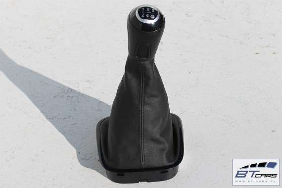 VW POLO GAŁKA ZMIANY BIEGÓW + MIESZEK 6R0711113Q 6R0711113R 6R0 711 113 Q ISM - czerń satynowa / srebrny 6R 6R0711113Q 6R0711113