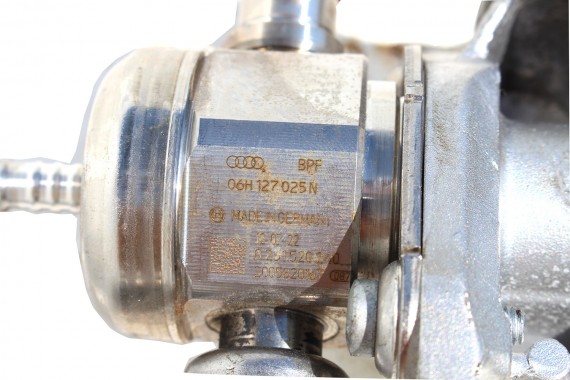 VW POMPA PALIWA 06H127025N + VACUM 06H145100AK 06H127025Q 06H127025K 06H127025M 06H145100AK 06H145100AB 06H127025P 06H127025G