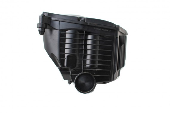AUDI A4 A5 OBUDOWA FILTR POWIETRZA 8W0133837P 8W0133837D 8W0133843A 2.0 TDi diesel 8W0 133 837 8W0133837D 8W0133837AC 8W0133835P