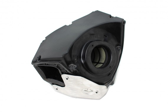 AUDI A4 A5 OBUDOWA FILTR POWIETRZA 8W0133837P 8W0133837D 8W0133843A 2.0 TDi diesel 8W0 133 837 8W0133837D 8W0133837AC 8W0133835P