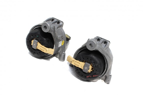 AUDI A4 A5 PODUSZKA SILNIKA ŁAPA 8W0199371BD 8W0199371BH 4M0199371FC 8W0199371BD 2.0 TFSi USA 8W0199371BD 8W0199371BH 4M0199371