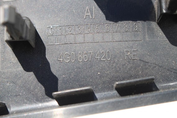 AUDI A7 LISTWY OZDOBNE WYKOŃCZENIE DEKORY 4G8867409 4G8867410 4G8867419 4G8867420 4G dekor 4G8 4 szt.