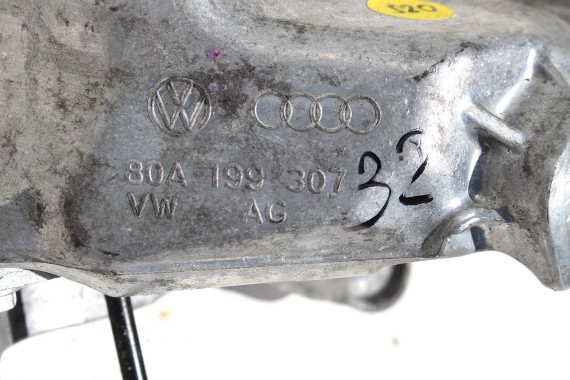 AUDI Q5 ŁAPA SILNIKA 80A199307 podpora strona lewa 80A 199 307  silnik benzynowy 2.0 TFSi  80A 4M0199307 FY