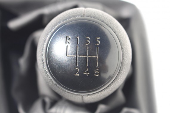 VW AMAROK GAŁKA ZMIANY BIEGÓW manual 2H0711113  Mieszek TAPICERKA 2H0 711 113  MANUALNA SKRZYNIA BIEGÓW 2H 2H0711113 2H0711113