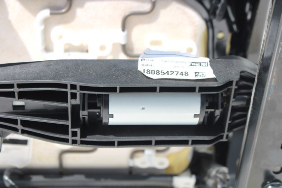 AUDI Q5 FOTELE KOMPLET FOTELI siedzeń siedzenia fotel tapicerka 80A skóra kolor czarny