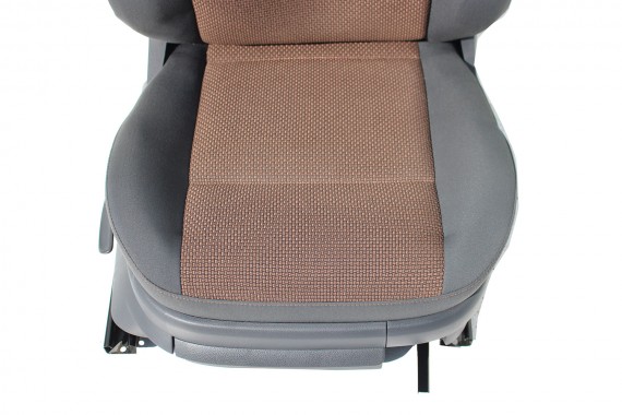 VW AMAROK FOTELE FOTELI siedzeń siedzenia fotel tapicerka 2H  welur kolor brąz, czarne welurowe KOMPLET 2H 50 kilometrów