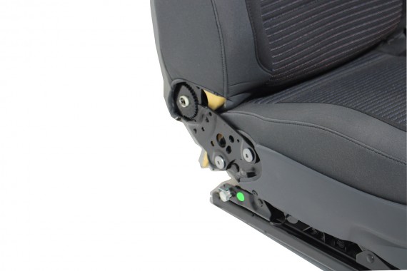 VW AMAROK FOTELE KOMPLET FOTELI siedzeń siedzenia fotel tapicerka 2H welur kolor czarny 2H 60 kilometrów