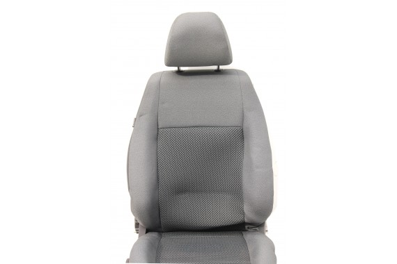 VW AMAROK FOTELE KOMPLET FOTELI siedzeń siedzenia fotel tapicerka 2H welur kolor czarny 2H 102 kilometry